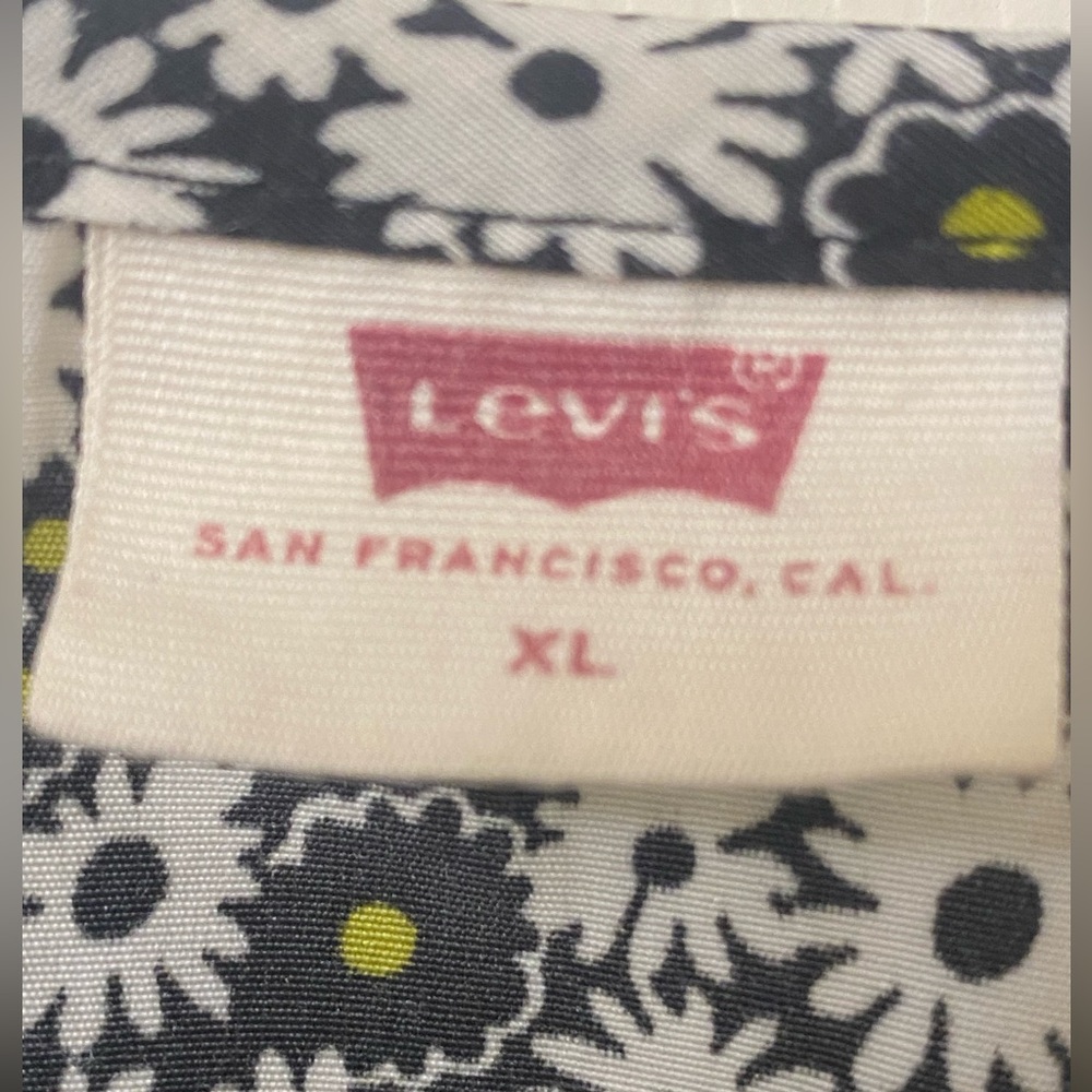 Levi's Black and White Floral Puff Long Sleeve Front Tie Blouse Size XL - Picture 5 of 16